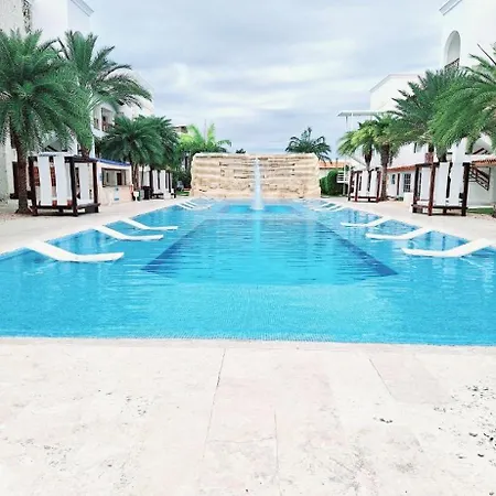Coqueto Apto En Punta Cana Frente A La Piscina Cap Cana